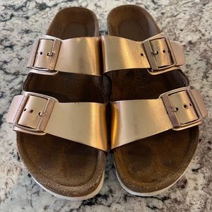 Women’s Birkenstock Arizona Softbed Sandals- 37